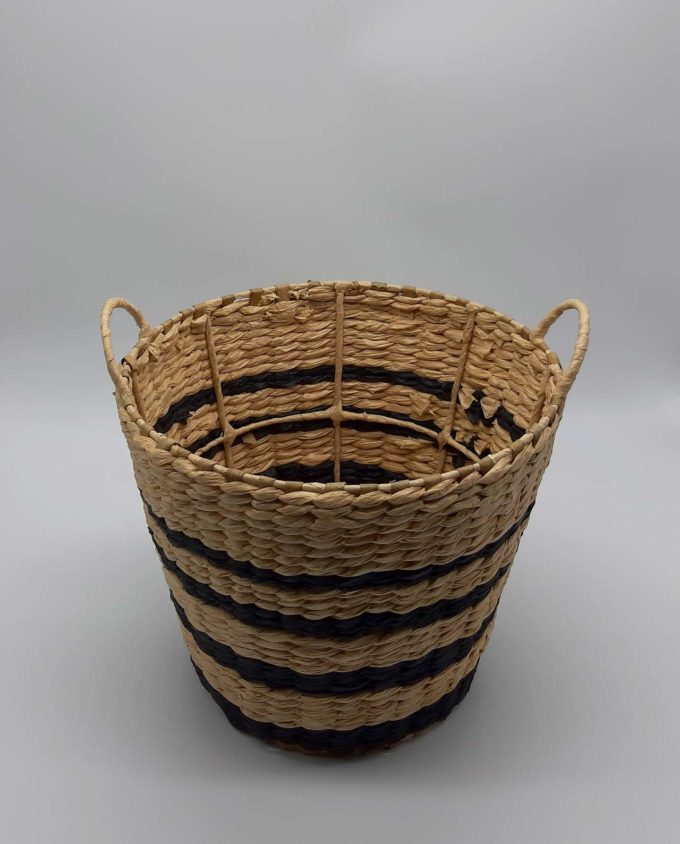 Καλάθι Raffia μαύρες γραμμές ύψους 28 cm