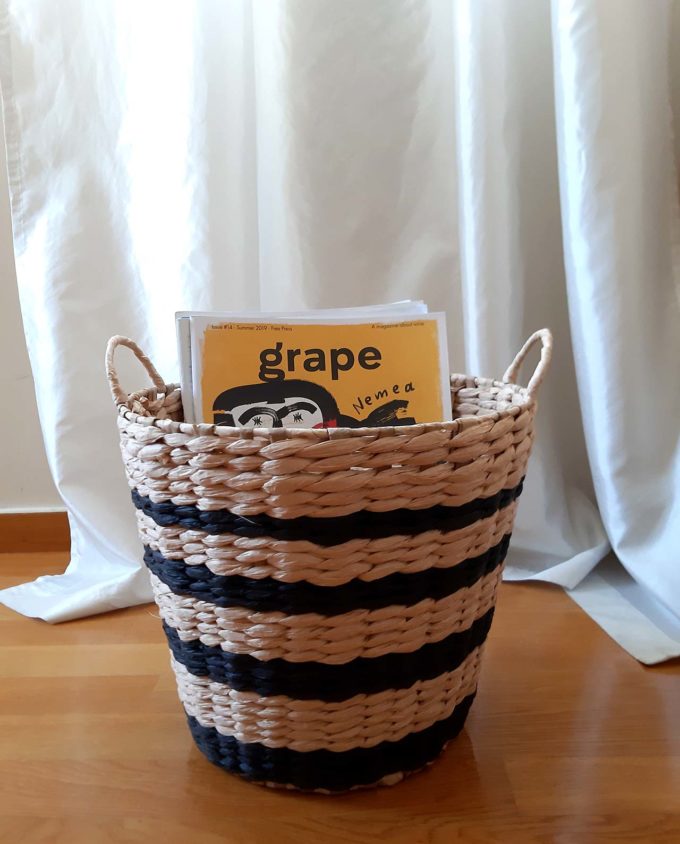 Basket Raffia black stripes height 28 cm