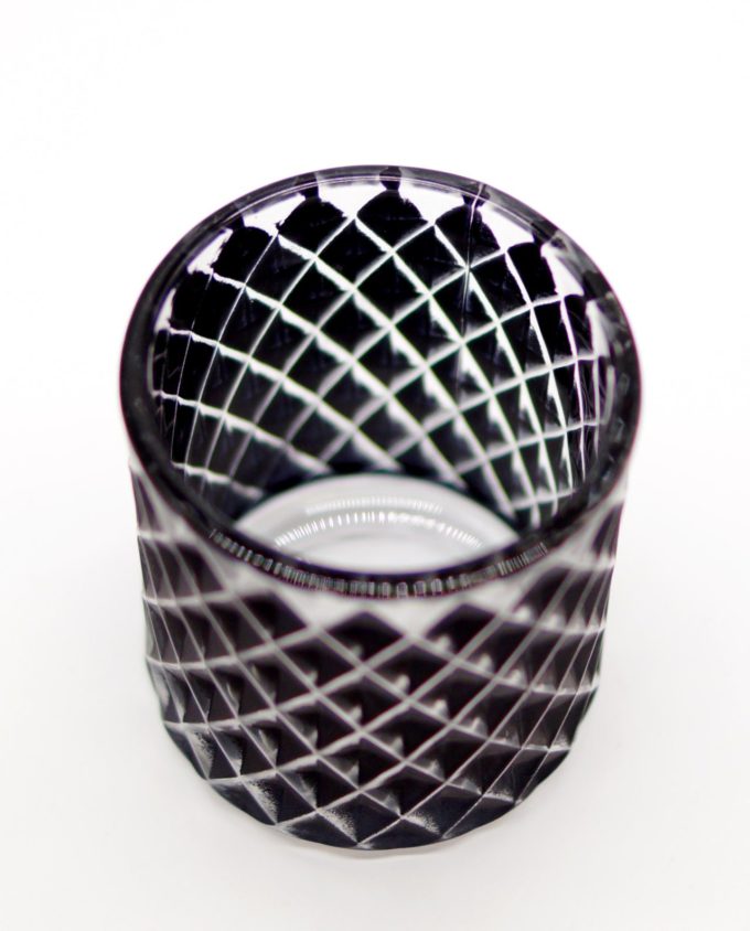 Votive of tealight black glass with pattern diamonds