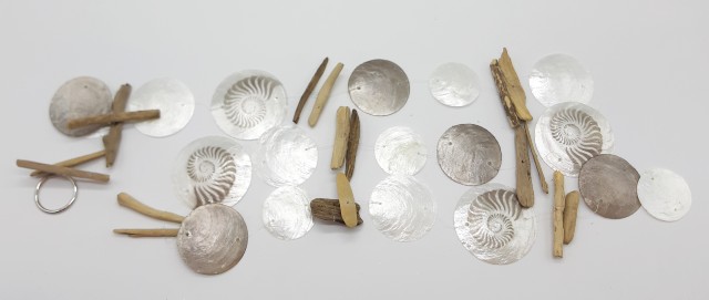 girlanda-fildisi-driftwood-M