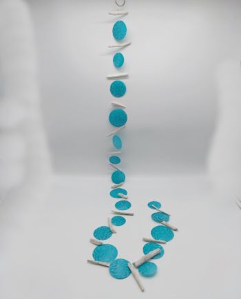 Garland Mother of Pearl Aqua & White Driftwood