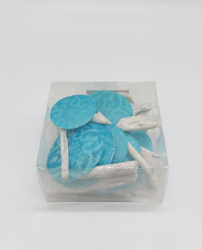 Garland Mother of Pearl Aqua & White Driftwood