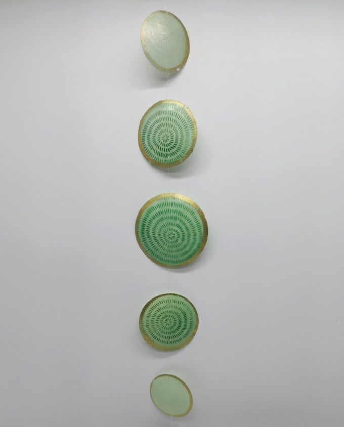 Garland Mother of Pearl Light Green