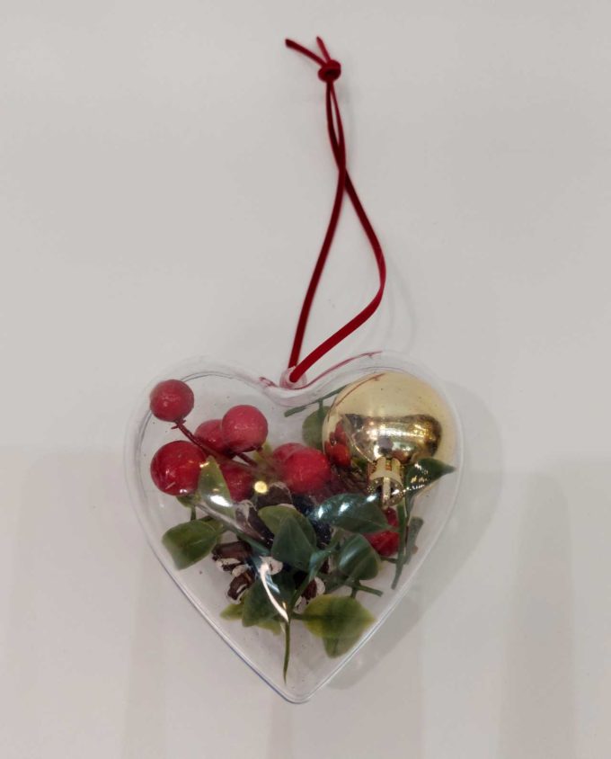 Heart Festive Arrangement Diameter 10 cm