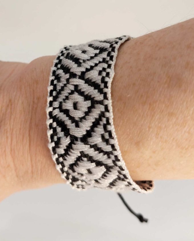 Bracelet Fabric White Black