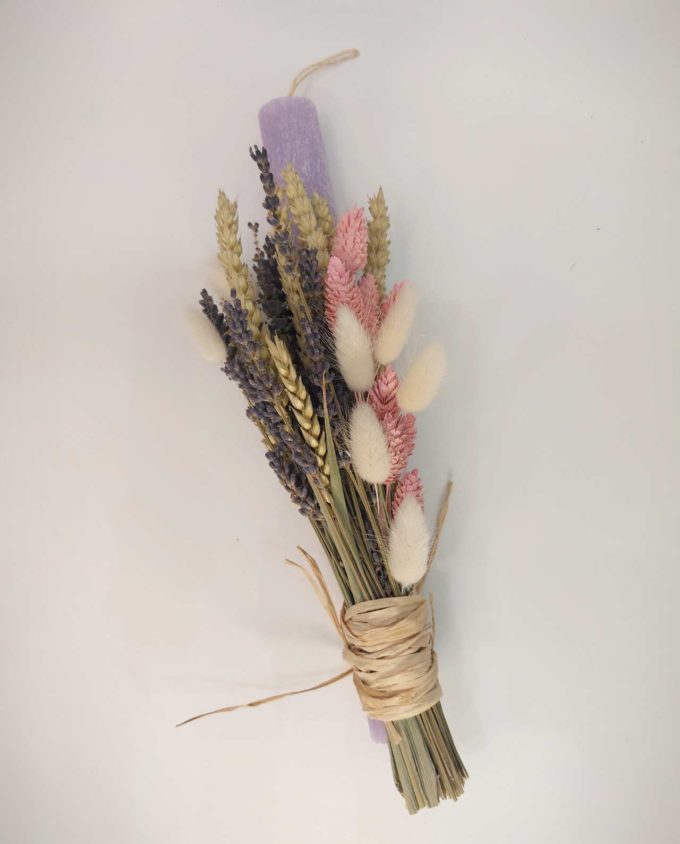 Easter Aromatic Lilac Candle Dried Flowers