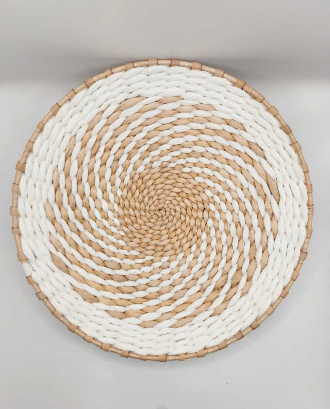 Handwoven Round Palm Leaf Platter Diam. 30 cm