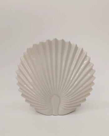 Ceramic Beige Vase Water Lily