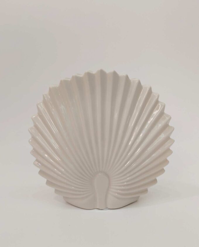 Ceramic Beige Vase Water Lily
