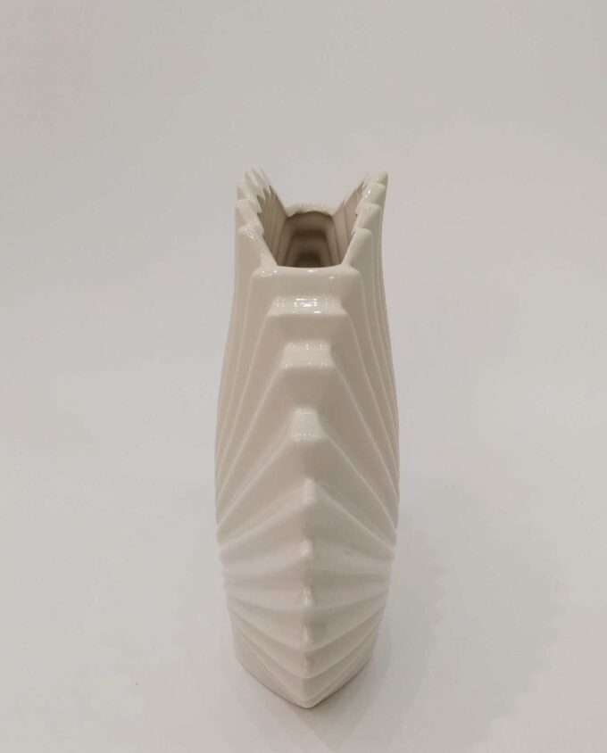 Ceramic Beige Vase Water Lily