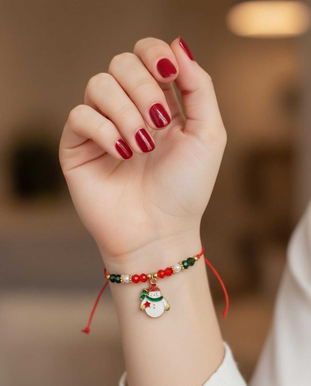 bracelet-xmas-snowman-on-hand Christmas Festive Snowman Bracelet