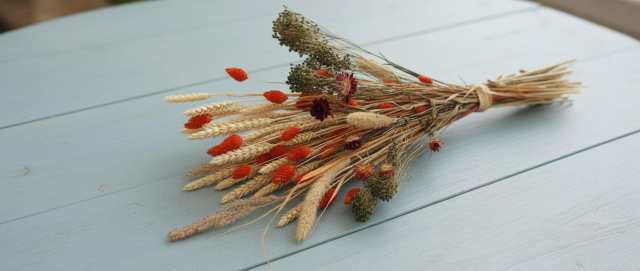 bouketo-apojiramenon-louloudion-M