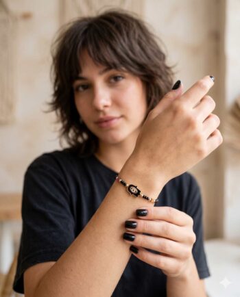 Bracelet Black Hamsa Hand