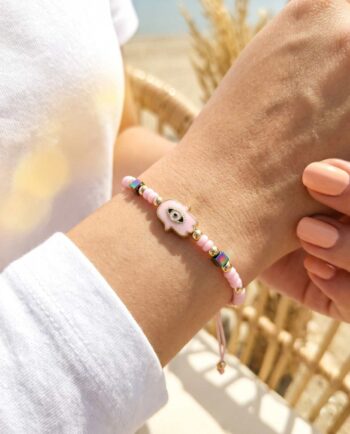 bracelet-beads-pink-hamsa-hand-on-hand